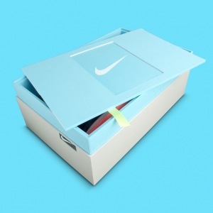 Custom made presentation box, slip case, custom made bespoke magnet folder gift box, ring binder, menu cover, polypropylene ring binder, metal edge box, folder