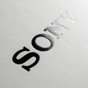 Bespoke luxury branded promotional presentation gift boxes, magnetic closure boxes, luxury gift boxes, document covers & metal edge boxes. Designed and built by Trusty Boxes, Sydney, Australia.