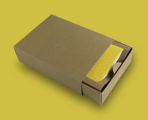 Custom made luxury branded product packaging, product folders, magnetic closure boxes, luxury gift boxes, real estate settlement boxes. Designed and built by Trusty Boxes, Sydney, Australia.