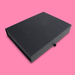 Luxury custom packaging presentation box, real estate settlement boxes , custom made bespoke magnet folder gift box, ring binder, menu cover, plastic polyprop ring binder, metal edge box