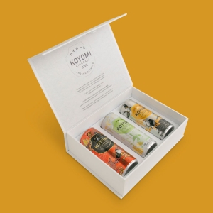 Custom made luxury branded promotional presentation gift boxes, magnetic closure boxes, luxury gift boxes, document covers & metal edge boxes. Designed and built by Trusty Boxes, Sydney, Australia.