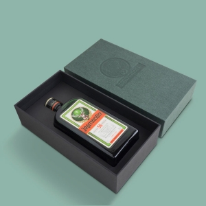 Liquor custom wine box, settlement handover premium box recycled box board packaging presentation box, custom made bespoke gift box, luxury packaging, ring binder, menu cover, rigid box, plastic polypropylene ring binder, metal edge box
