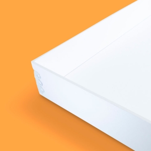 Custom made luxury branded promotional presentation gift boxes, magnetic closure boxes, luxury gift boxes, document covers & metal edge boxes. Designed and built by Trusty Boxes, Sydney, Australia.