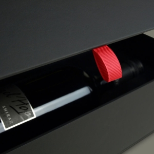 Custom premium magnetic gift boxes designed and built by Trusty! Luxury personalised packaging at your finger tips with an unlimited selection of options. Do yourself a favour and email us for help at hello@trustyboxes.com.au